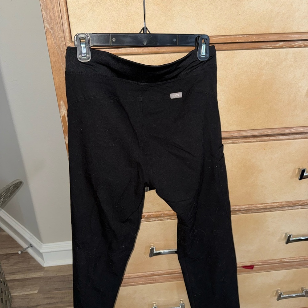 Figs Black Straight Leg - Picture 4 of 6
